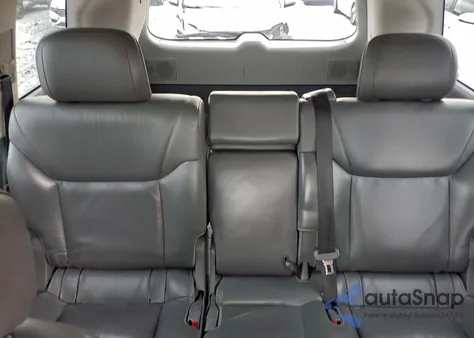 2010 Lexus Lx 570 z USA, uszkodzony, nr VIN JTJHY7AX0A4041266